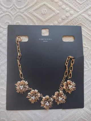 Gargantilla Cortefiel Flores Doradas