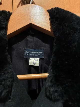 Abrigo de cachemira negro