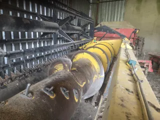 Peine Flexible New Holland