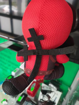 Peluche Deadpool Marvel 30cm