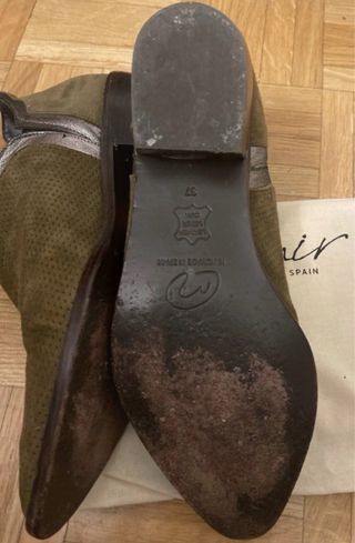 Botines Micuir ante verde militar