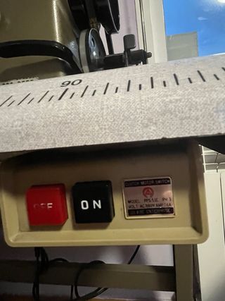 Máquina de coser industrial Brother DB2-B755