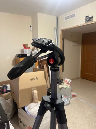 Trípode Manfrotto Control Horizontal y Vertical