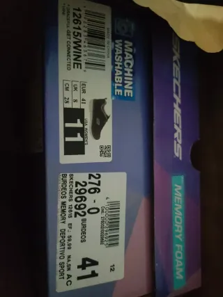 Zapatillas Skechers Mujer T.41 Vino/Blanco Nuevas