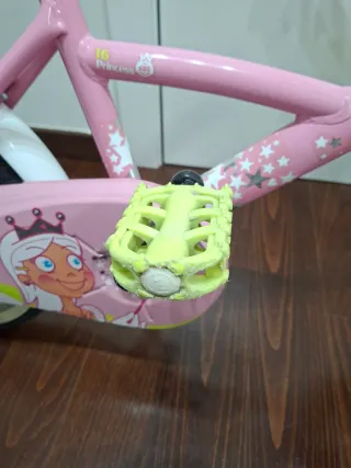 Bicicleta infantil 16 rosa con asiento