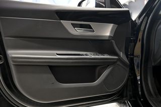 Jaguar XF   2.0D 132kW 180CV Portfolio Auto