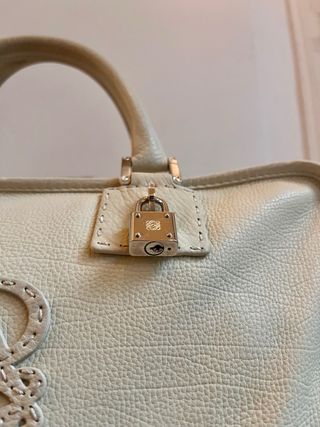 Bolso Loewe Piel Beige Vintage Anagrama Candado