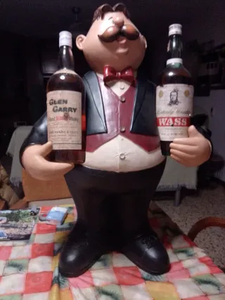 Figura expositor resina