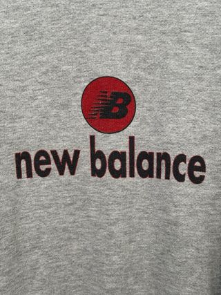 Jersey New Balance 90s Y2K Gris y Rojo Talla L