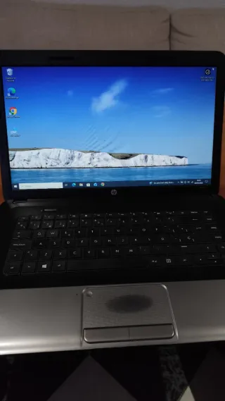 HP 650 Portátil Gris