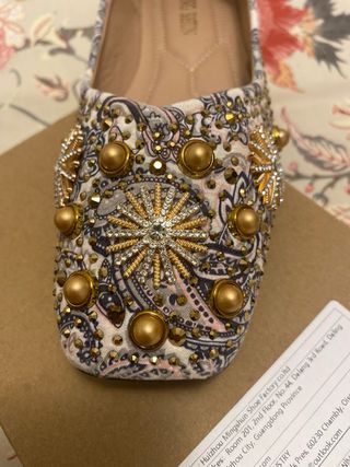 Bailarinas Ming Shun tipo indu