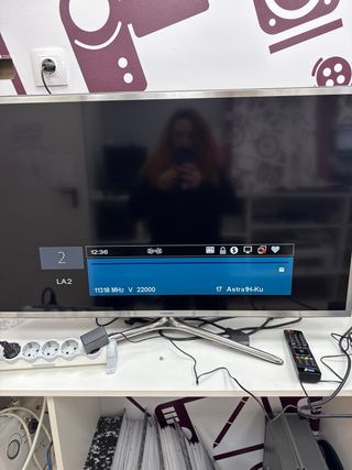 Receptor satélite  Receptor Satélite Digital IRIS 2100 HD.