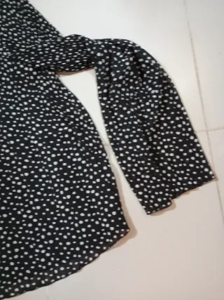 Blusa de mujer con lunares