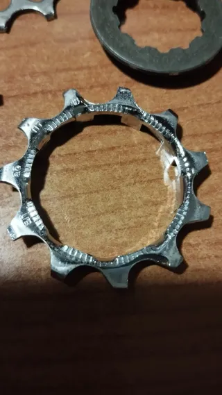 Pacco pignoni bici usato