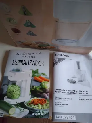Espiralizador de Legumes Plástico Branco e Verde