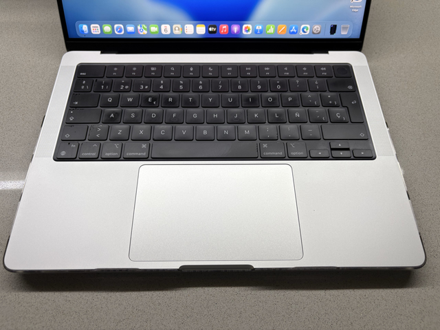 MacBook Pro M1 2021 16GB 512GB Plata