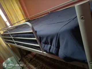 Litera metálica individual moderna