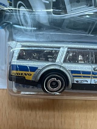 Hot Wheels Volvo 240 Drift Wagon
