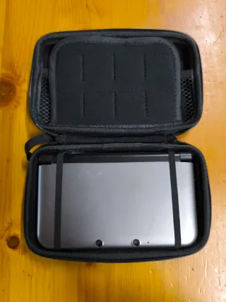 Nintendo 3DS XL + Juegos.