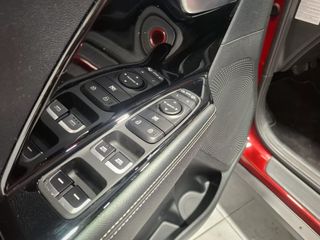 Kia Niro 1.6 GDi HEV 104kW (141CV) Drive