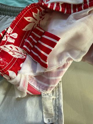 Lote de bañadores rojo talla S