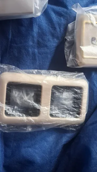 3 Enchufes y más sin estrenar