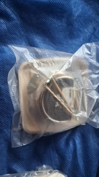 3 Enchufes y más sin estrenar