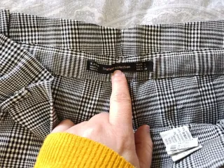 Pantalón Zara cuadros gris y blanco
