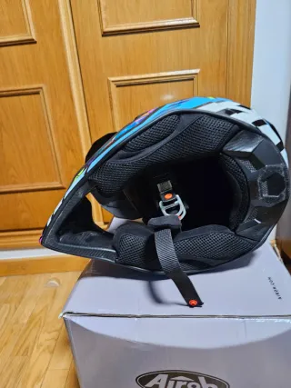 Casco Airoh Wraap Talla M+ Gafas Provision