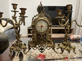Reloj sobremesa antiguo candelabros bronce