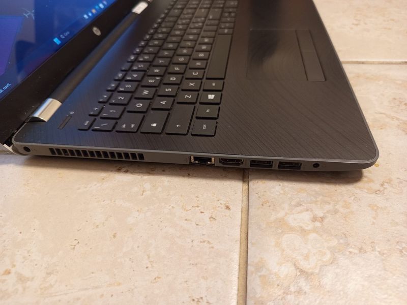 PC portátil HP | i3 6TH | 8GB DDR4 | SSD 240GB | OFFICE afbeelding 6