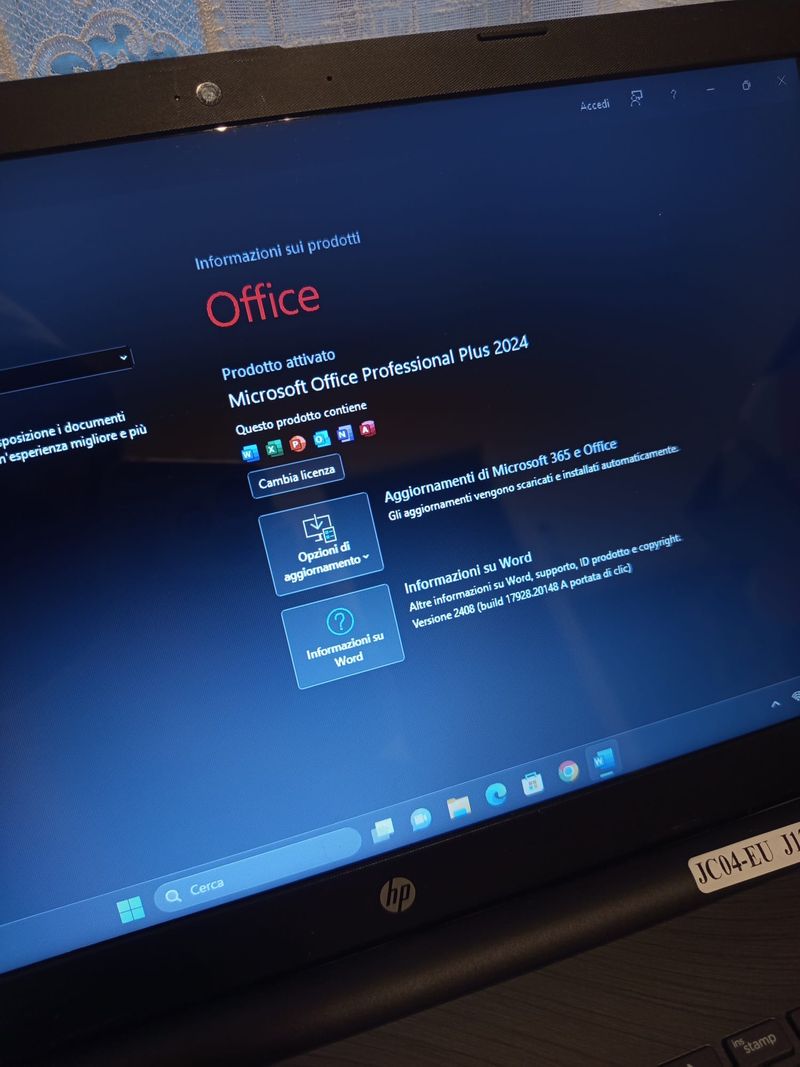 PC portátil HP | i3 6TH | 8GB DDR4 | SSD 240GB | OFFICE afbeelding 3