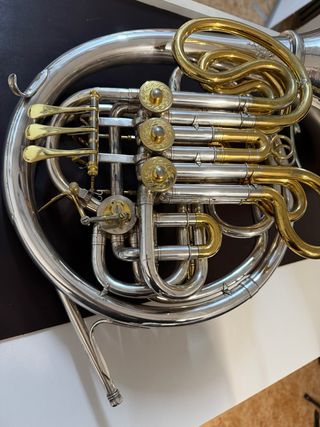 Trompa Alexander 103