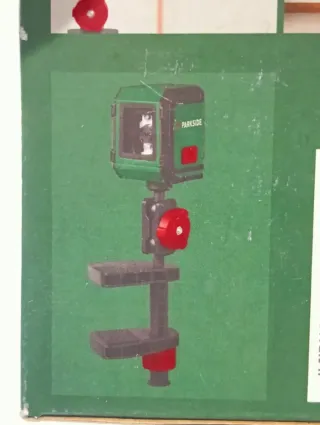 Nivel Láser PARKSIDE Linea Cruzadas con Soporte