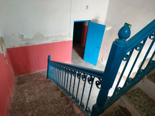 Ideal inversor. Finca en Sax, Alicante con naves.