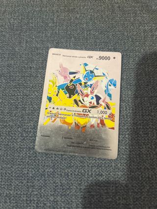 Carta Pokémon Eevee y Pikachu GX 9000