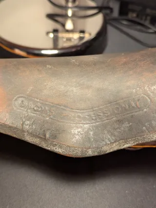 Sella Brooks Vintage Professionale