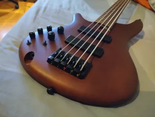 Bajo zurdos Ibanez SR505EL