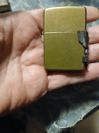 Accendino Zippo Harley Davidson con aquila e logo