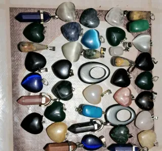 40 ciondoli pietre dure miste