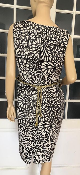 Vestido Síntesis y cinturón Talla 44