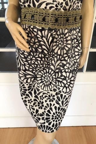 Vestido Síntesis y cinturón Talla 44