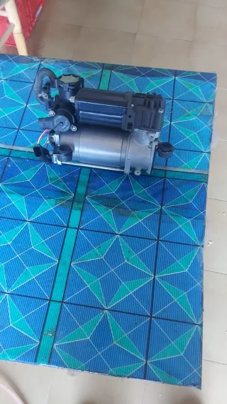 Compresor suspensión Mercedes