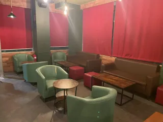 Divano, poltrone e tavolini da salotto