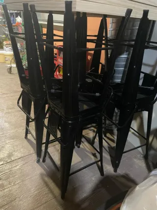 Divano, poltrone e tavolini da salotto