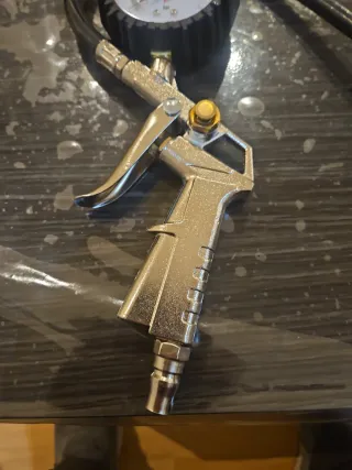 Pistola inflador neumáticos con manómetro