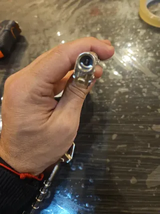 Pistola inflador neumáticos con manómetro