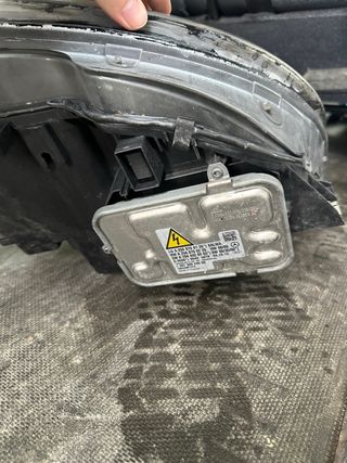 Faros Xenon W204 Clase C originales