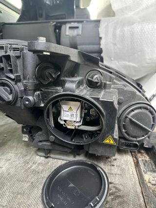 Faros Xenon W204 Clase C originales