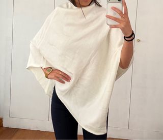 Poncho blanco